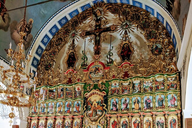 3-Hour Belgrade Zemun Neighborhood Tour - Zemun Cemetery and a shared religious past