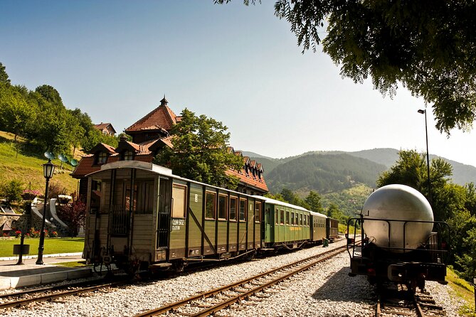 Belgrade: Mokra Gora, Šargan 8, Drina river house Full Day Tour - The Drina river house and its one-hour photo stop