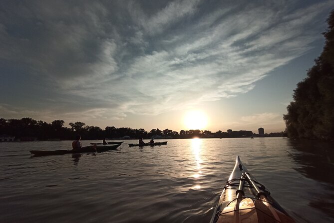 Belgrade sunset kayak tour - What the $35.95 price really covers