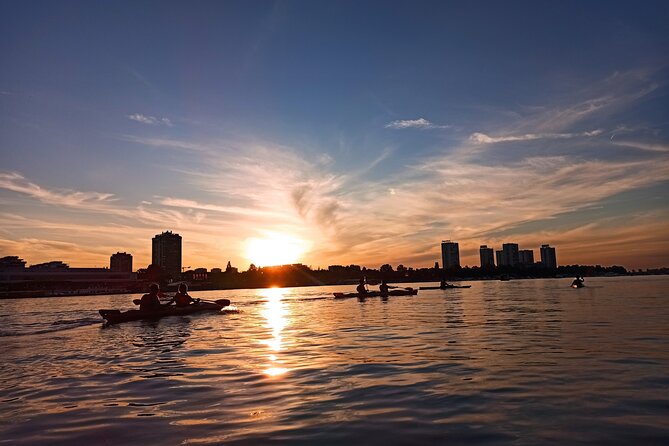 Belgrade sunset kayak tour - Mosquitoes, timing, and other practical cautions