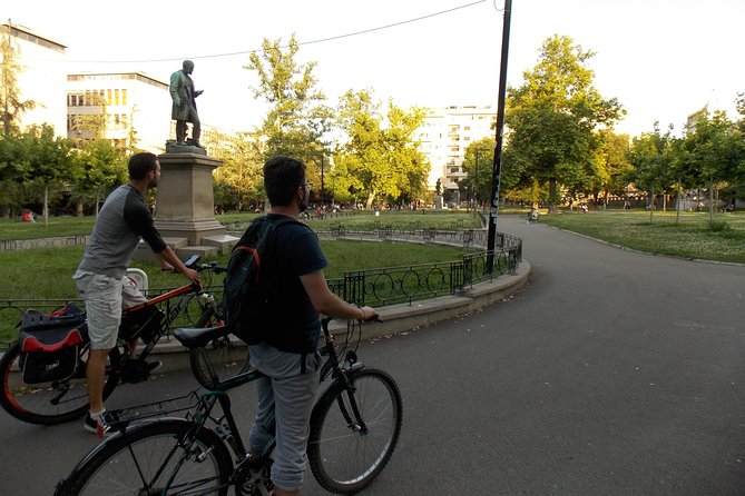 Cycling the parks, ride through the ages - Kolarac and the buildings around Studentski Park
