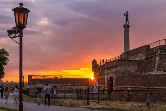 Feel Belgrade Welcome tour - Passing Belgrade’s oldest building