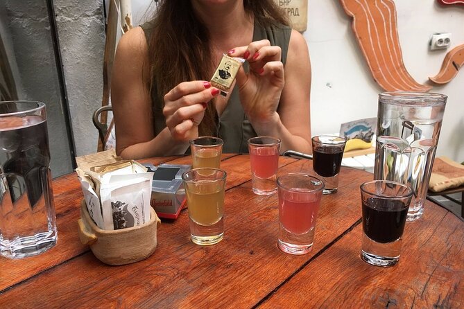Food and culture tour in Belgrade - History served with coffee and grilled food