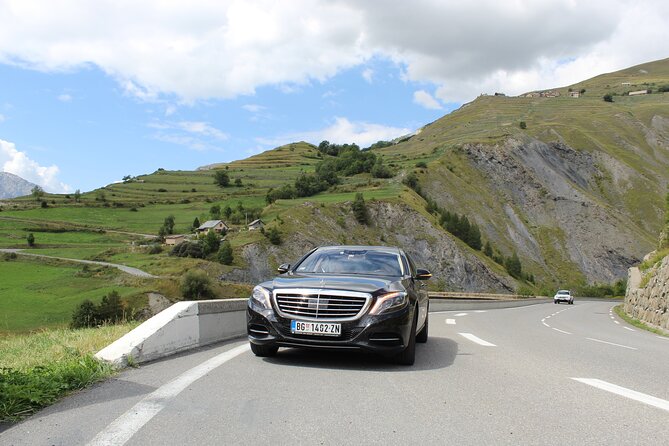 LUX Private transfer from Belgrade Airport - What the service record tells you about the vehicle