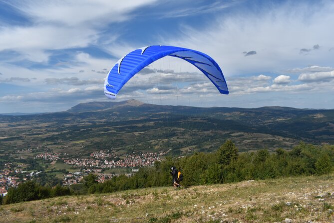 Paragliding Tandem Flight Experience in Sokobanja - Meeting Stefan and preparing for flight