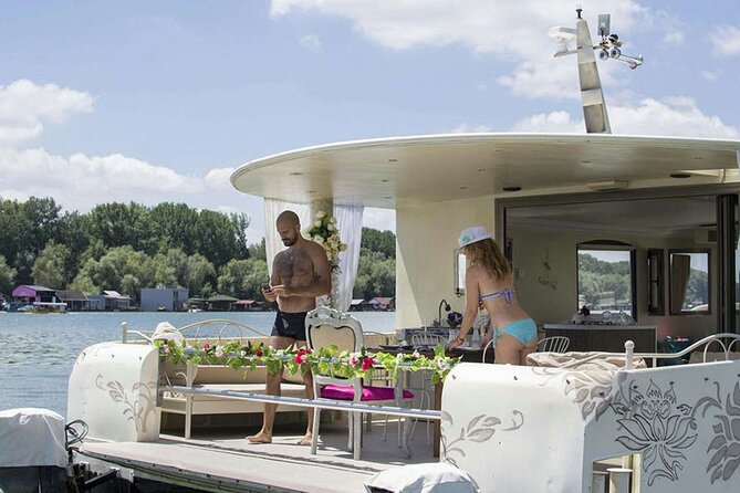 Private Boat Tour in Belgrade - Starting at Bežanijski zimovnik