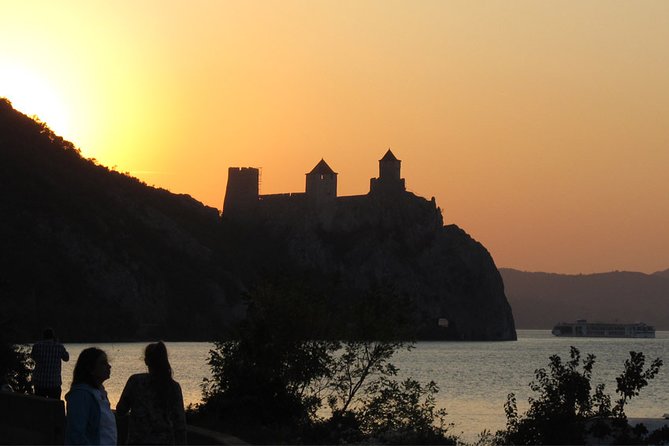 Private Day Tour to Iron Gate Gorge and Golubac Fortress - What the private format changes