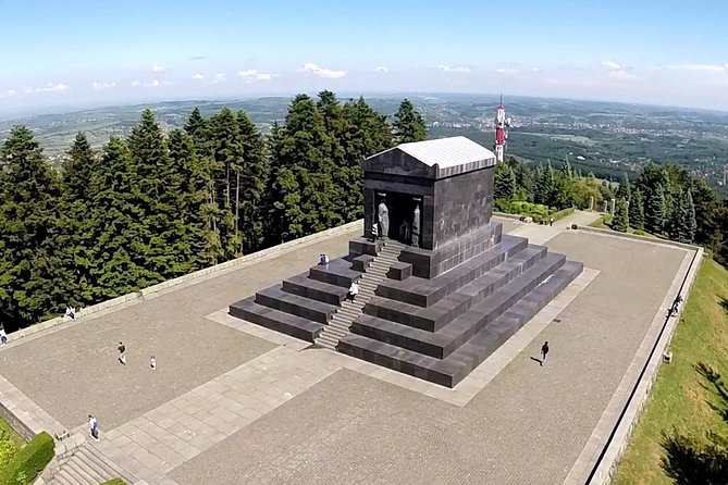 Private tour to Avala - Avala Tower and the view over Šumadija